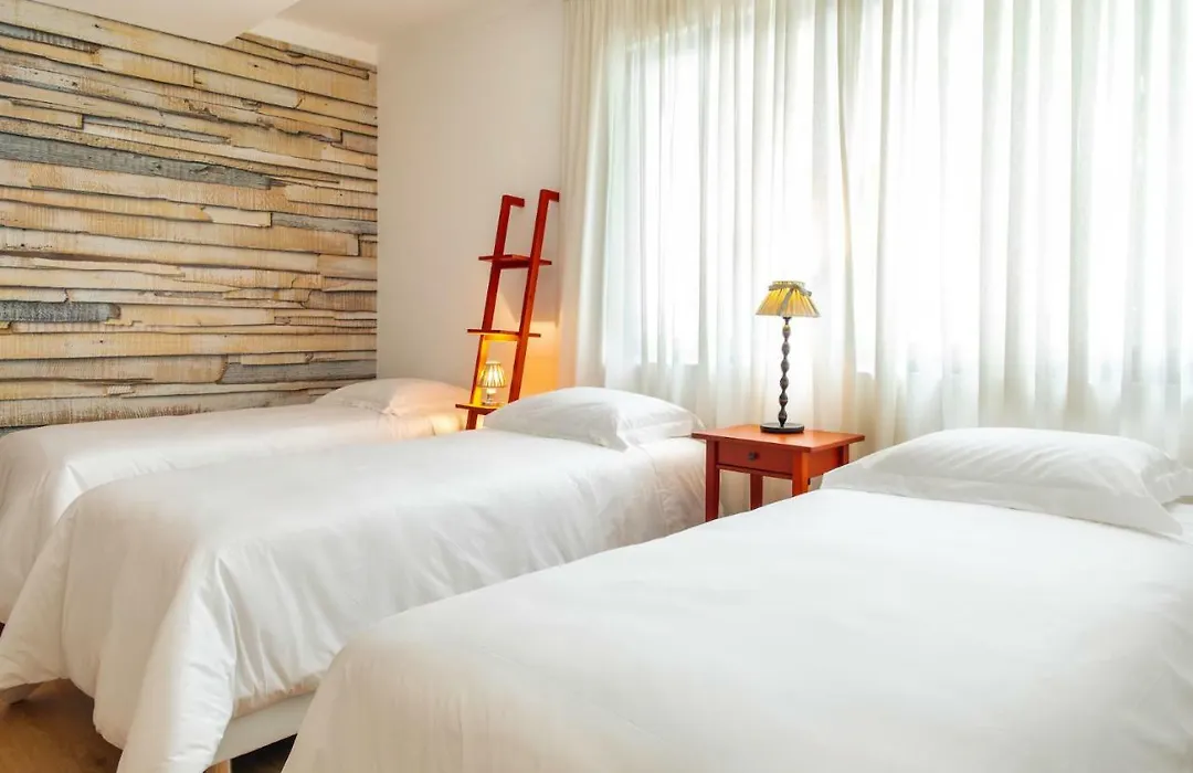 Hostel Da Palmeira-1